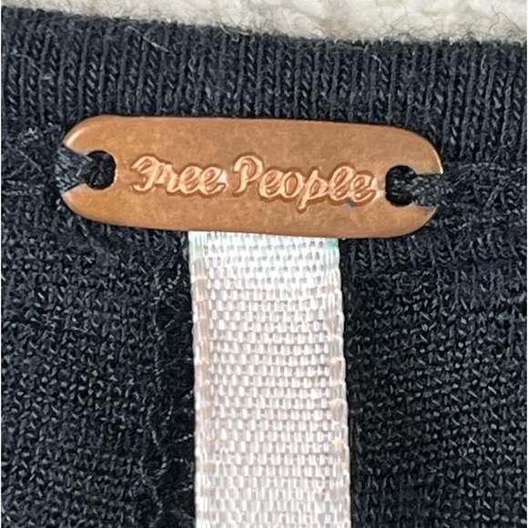 FREE PEOPLE Boho Flower Knit Tri-cot Black Oversized Flowy Tunic Top XS  (to XL) - Picture 6 of 13